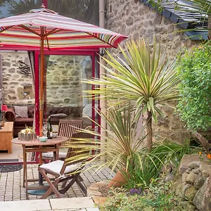 Ref 213 - Ty Maya Sur Propriete Chaumiere Avec Piscine Partagee Hébergement de vacances Riantec